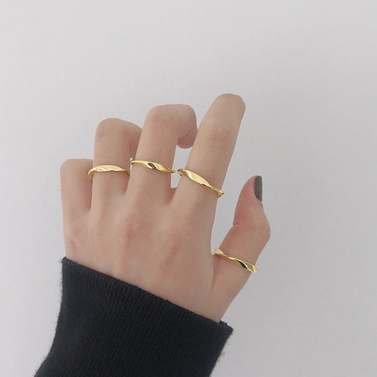 Minimalist Mobius Twisted Female Silver Ring
