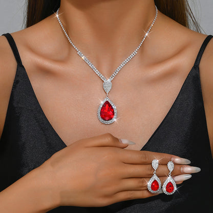 Pingente Feminino Gota com Cristais – Estilo Elegante