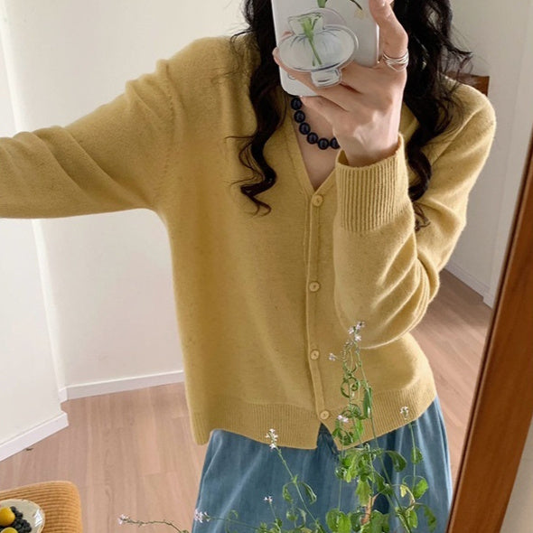 Women's Double Face Wool Leather V-neck Long-sleeved Knitted Cardigan